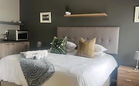 Santorini Guesthouse